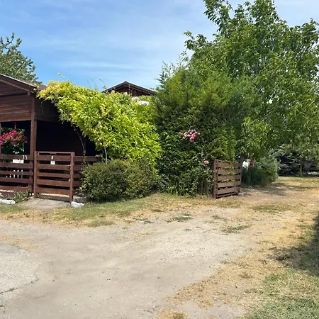 Nyugalom Sziget Vendeghaz *