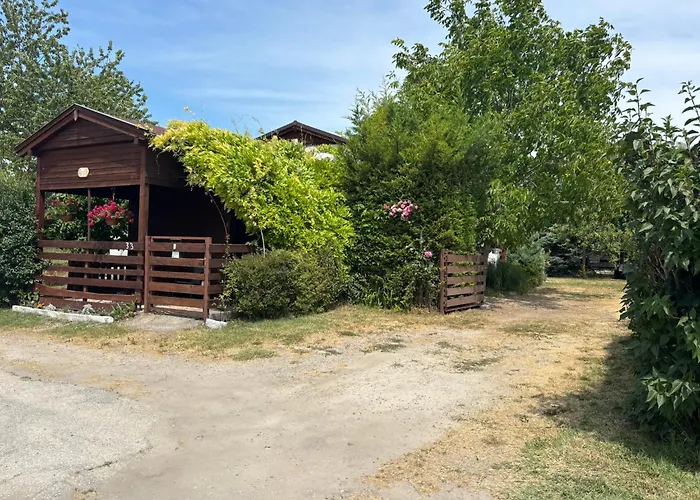 Nyugalom Sziget Vendeghaz *